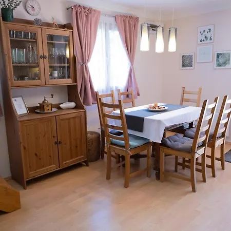 Vida Vendeghaz - * Dobogoko